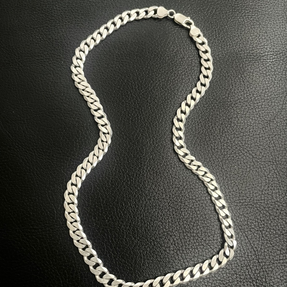 .925 Sterling silver Italian Herringbone necklace